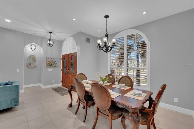 Building Photo - 2436 Deborah Dr