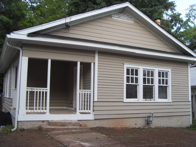 Building Photo - 11 Moreland Avenue Northeast