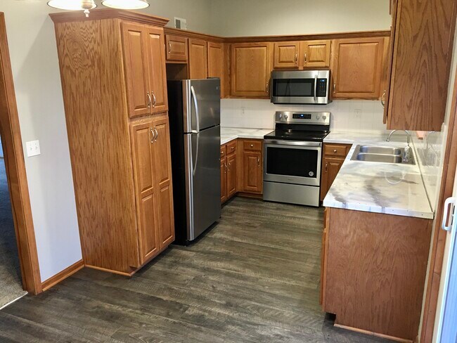 Building Photo - 23512 W 73rd St