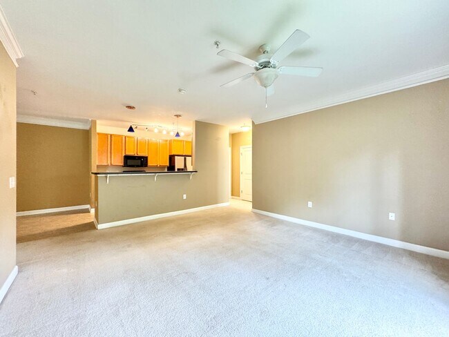 Building Photo - 108 Sunset Cir