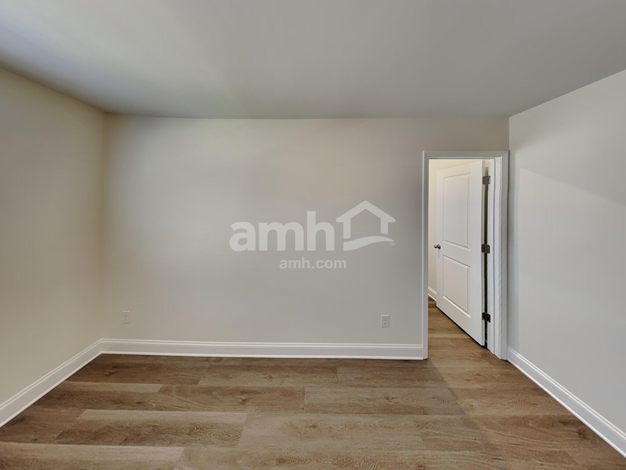 Building Photo - 6043 Rosemore Ln