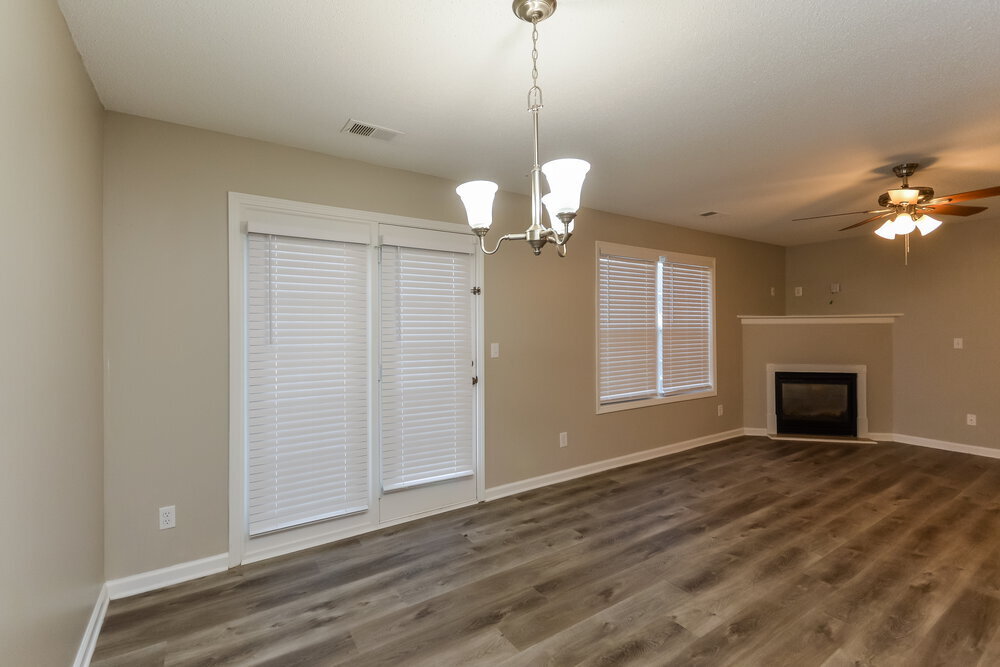 Building Photo - 225 Crestfield Cir