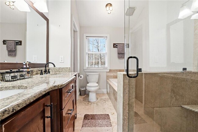 Building Photo - 5960 River Ridge Ln