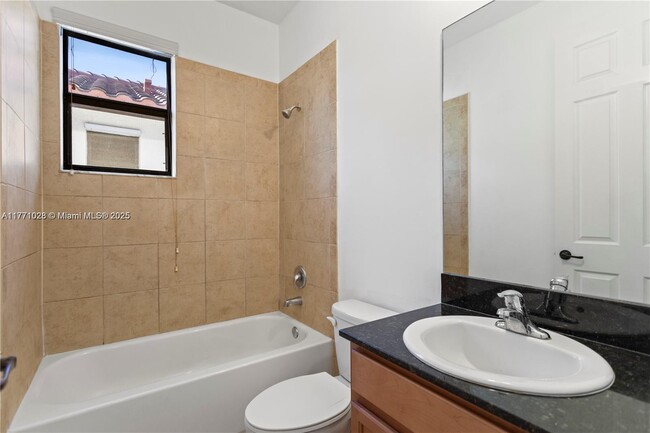 Building Photo - 3762 SW 93rd Ln