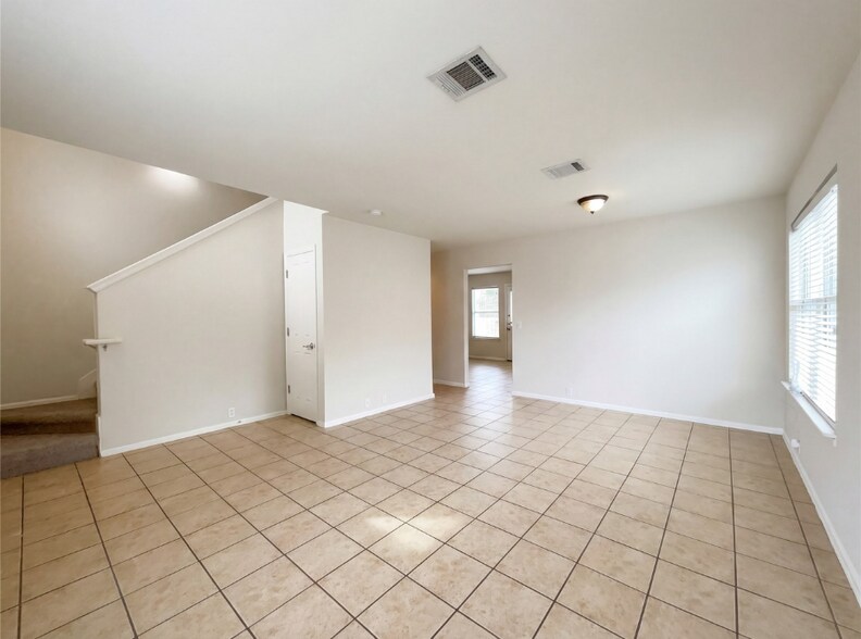 Building Photo - 965 Sweet Gum Dr