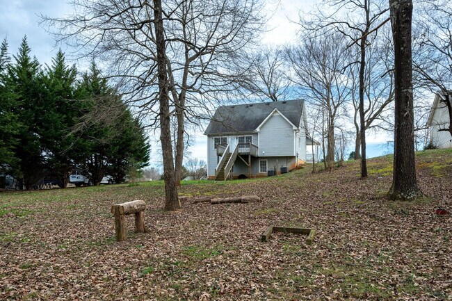 Building Photo - 23 Magnolia Ct