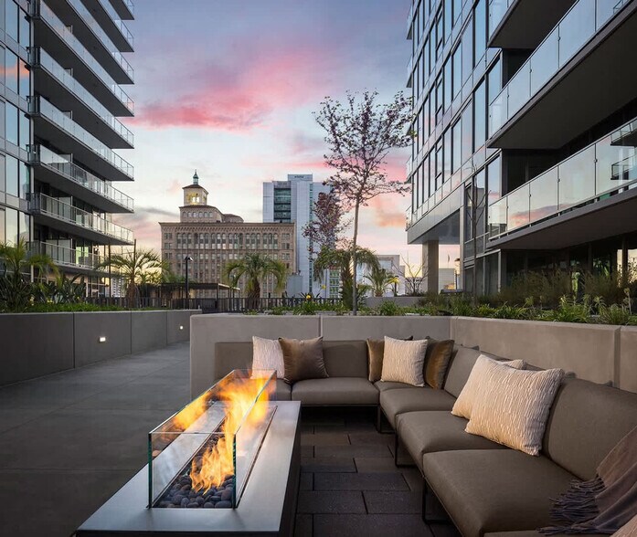 Building Photo - 707 Broadway-SI FL39-ID1240425P