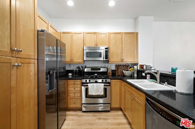 Building Photo - 17969 Lost Canyon Rd