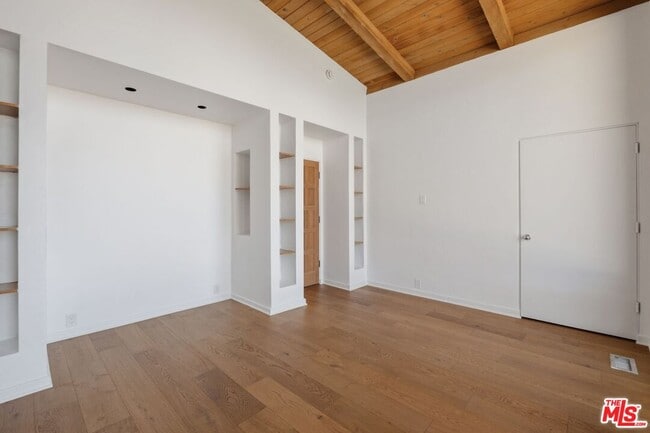 Building Photo - 3909 Sierks Way