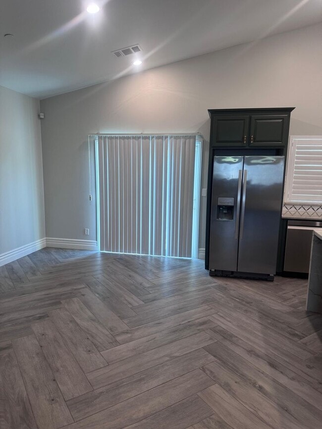 Building Photo - Call Today About Our Move In Special | Gos...