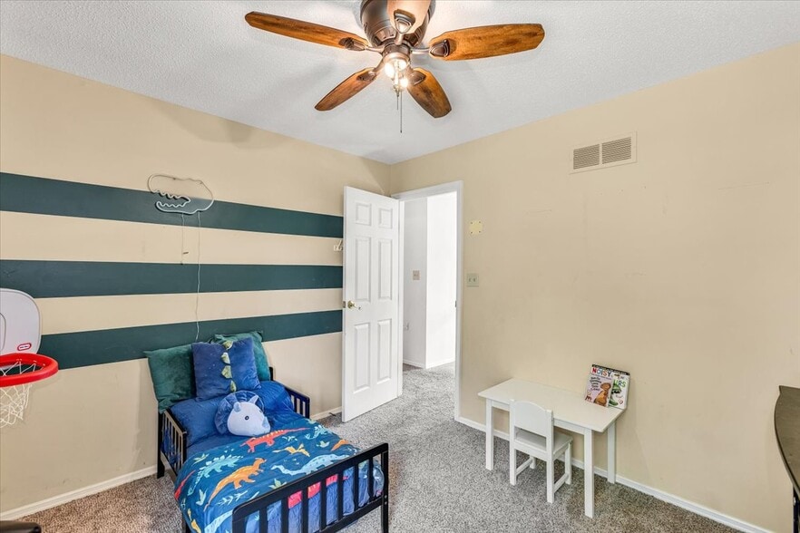 Building Photo - 1428 Hudson Lndg