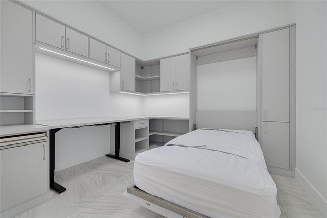 Building Photo - 777 3rd Ave N