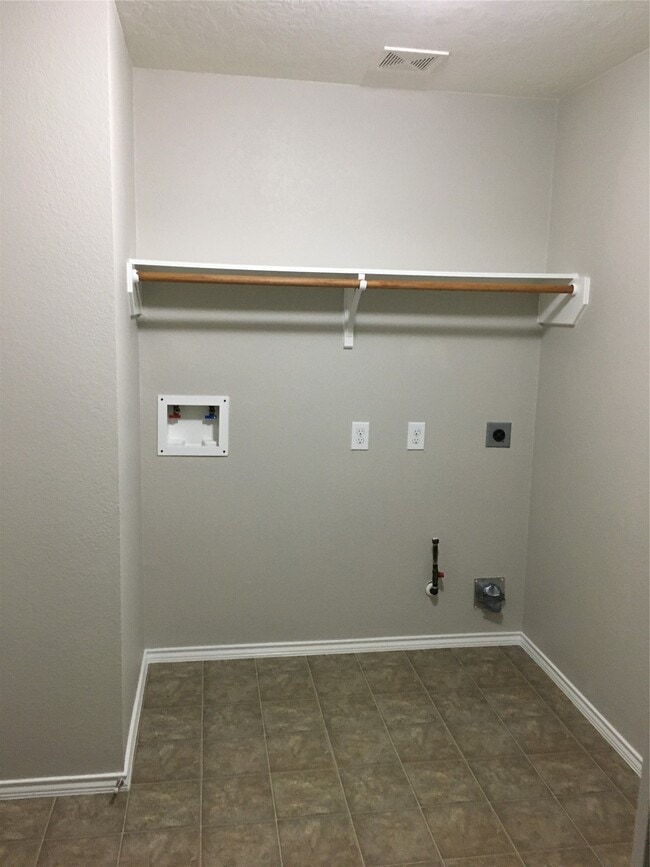 Building Photo - 18102 Rexine Ln