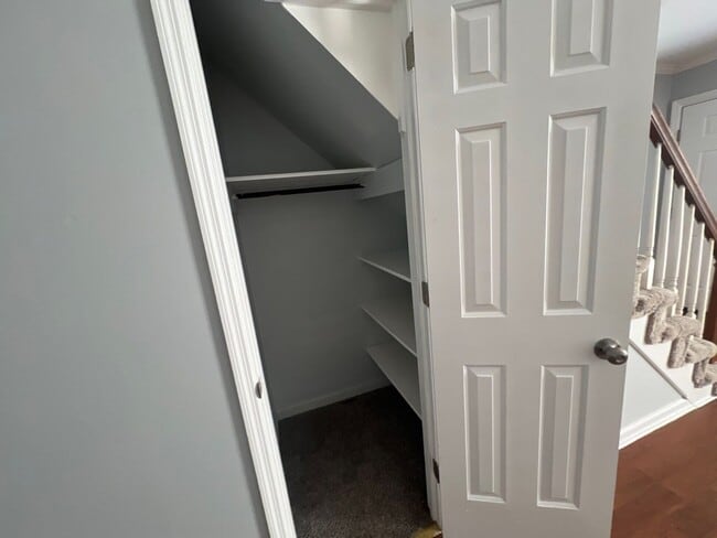 Building Photo - 219 Hickory Forge Dr