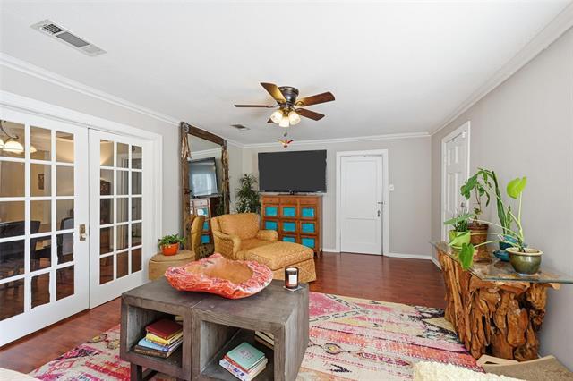 Building Photo - 108 W Heard St