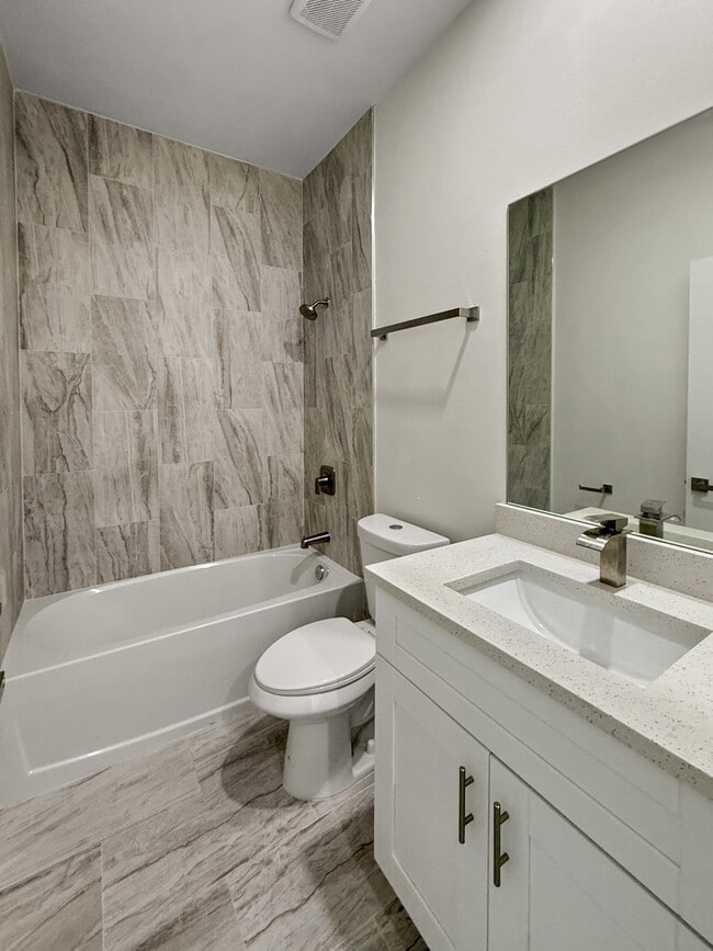 Building Photo - 3816 Ballard Rd