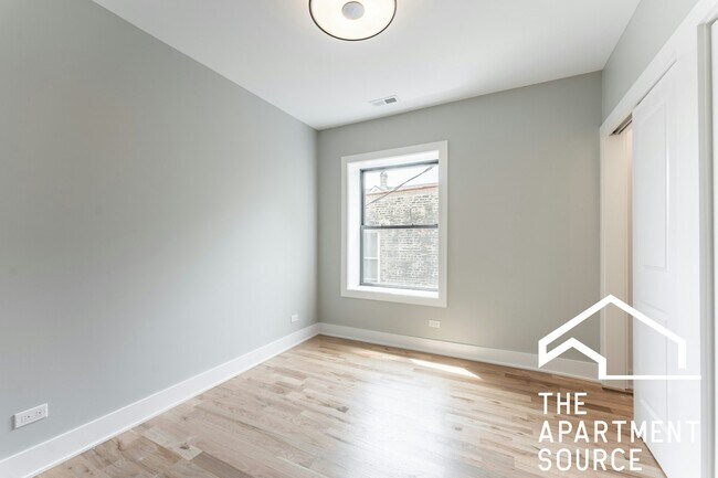 Building Photo - 2534 N Campbell Ave