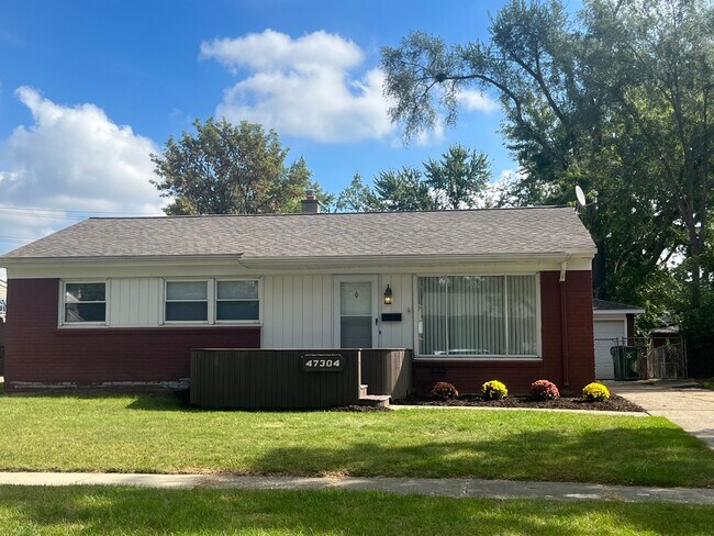 Primary Photo - 47304 Jeffry