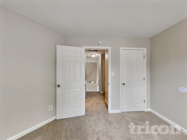 Building Photo - 1170 Augusta Woods Dr