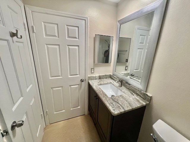 Building Photo - 2208 Clubside Dr