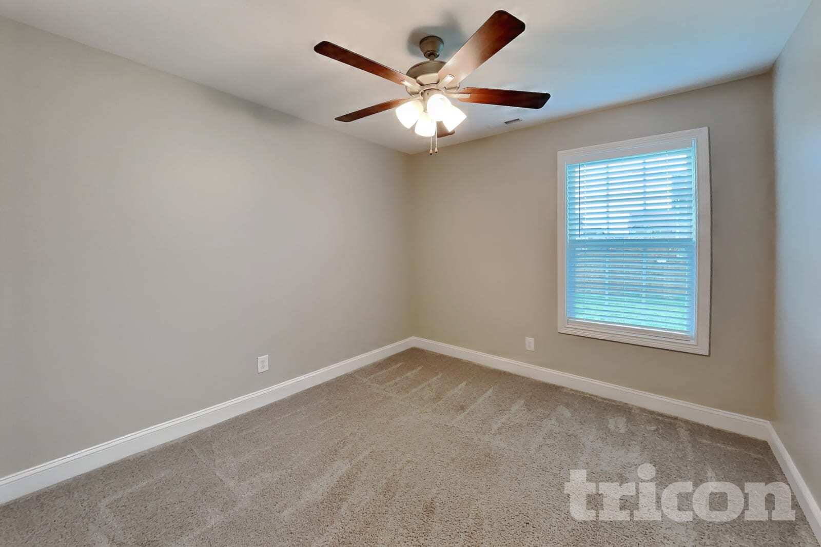 Building Photo - 1093 Whitney Dr
