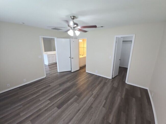 Building Photo - **Charming 3-Bed, 2-Bath Home in Melissa, ...