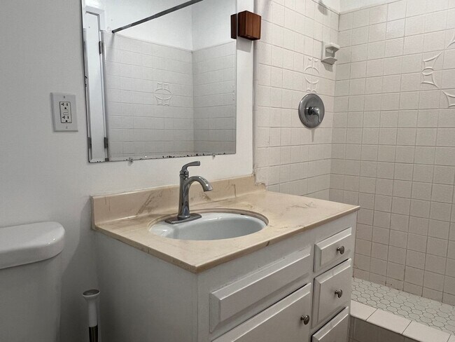 Building Photo - Surfside Colony Gated Community - Tri-Level Beachfront | 4Bd/2.5Ba | Ocean Views