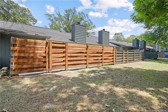 Building Photo - 2105 Wexford Oaks Ct
