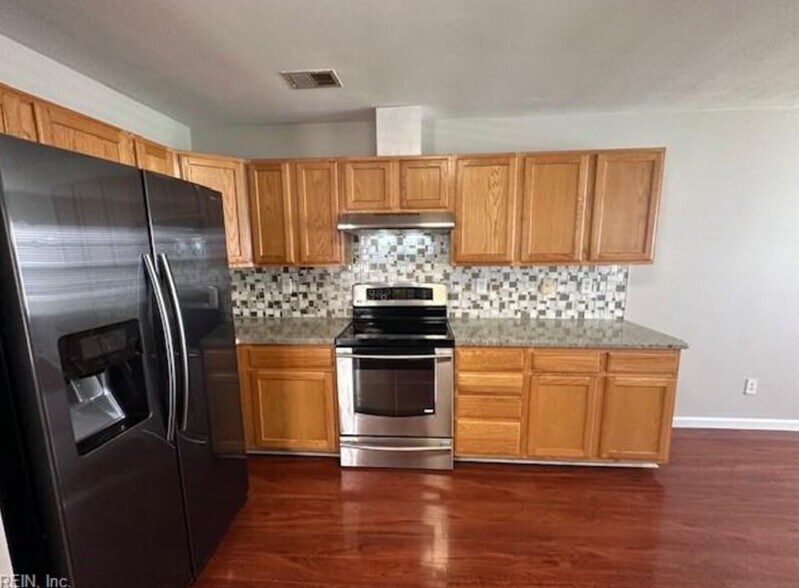 Building Photo - 4404 Glen Ellert Ct