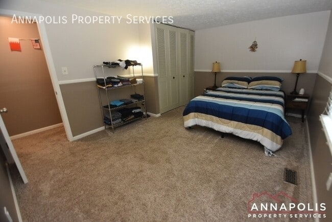 Building Photo - 1663 Canonade Ct