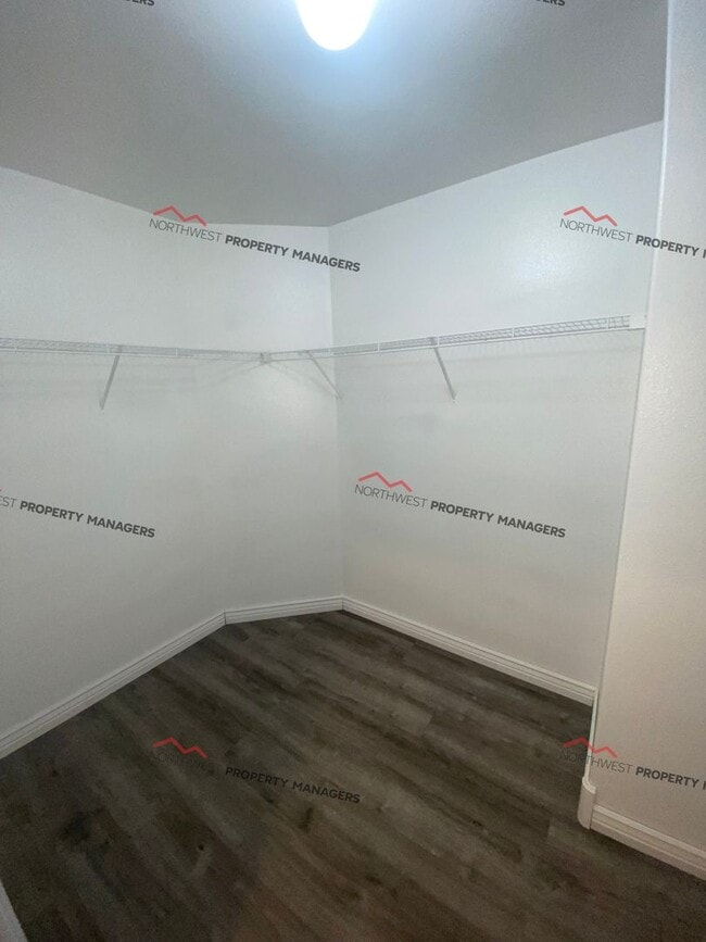 Building Photo - STATUS: *RENTED* | R256 | $2500