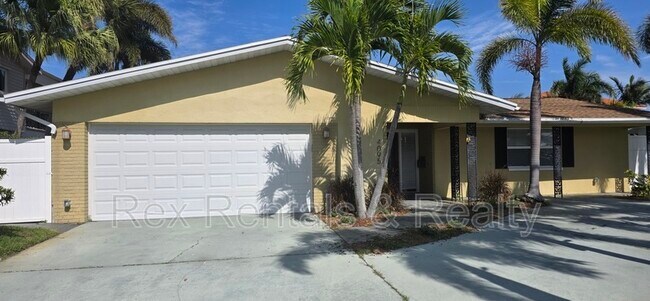 Building Photo - 4095 14th St NE