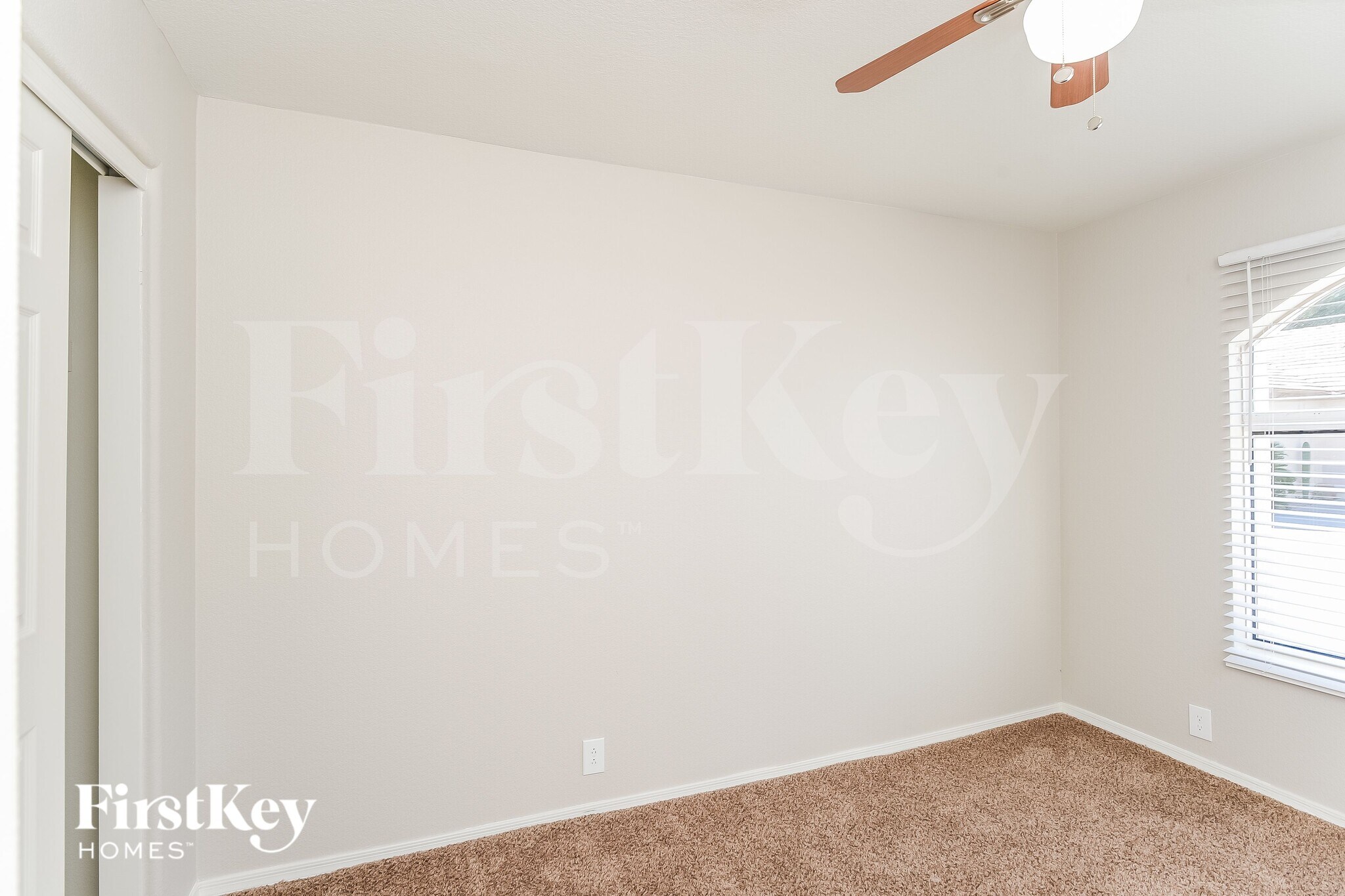 Building Photo - 6648 E Russell St