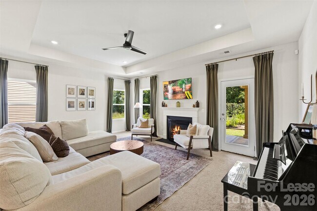 Building Photo - 3014 Oxtail Ct