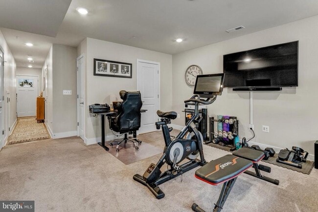 Building Photo - 11716 Emily Dickinson Pl