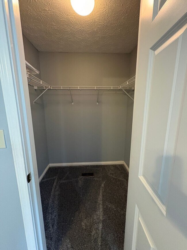 Building Photo - 3 Bd 2 Ba with 2 car garage in West Lafayette