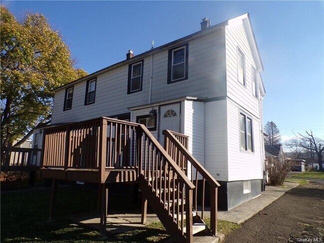 Building Photo - 38 Algernon St