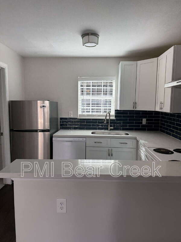 Building Photo - 1824 Thonig Rd