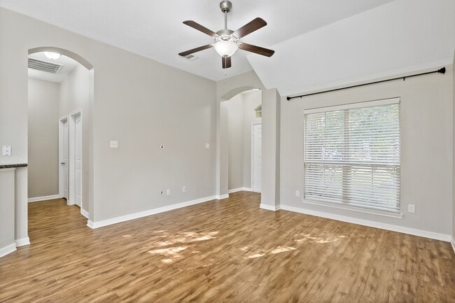 Building Photo - 15427 Baker Meadow Loop