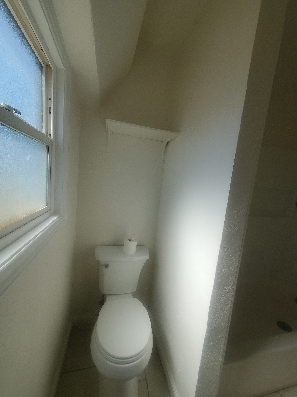 Building Photo - 6208 Fenham St