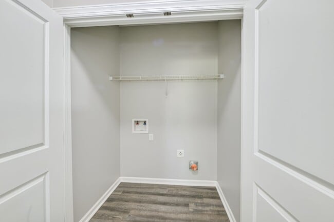 Building Photo - Adderman Point- 1 bed/1 bath Apartment