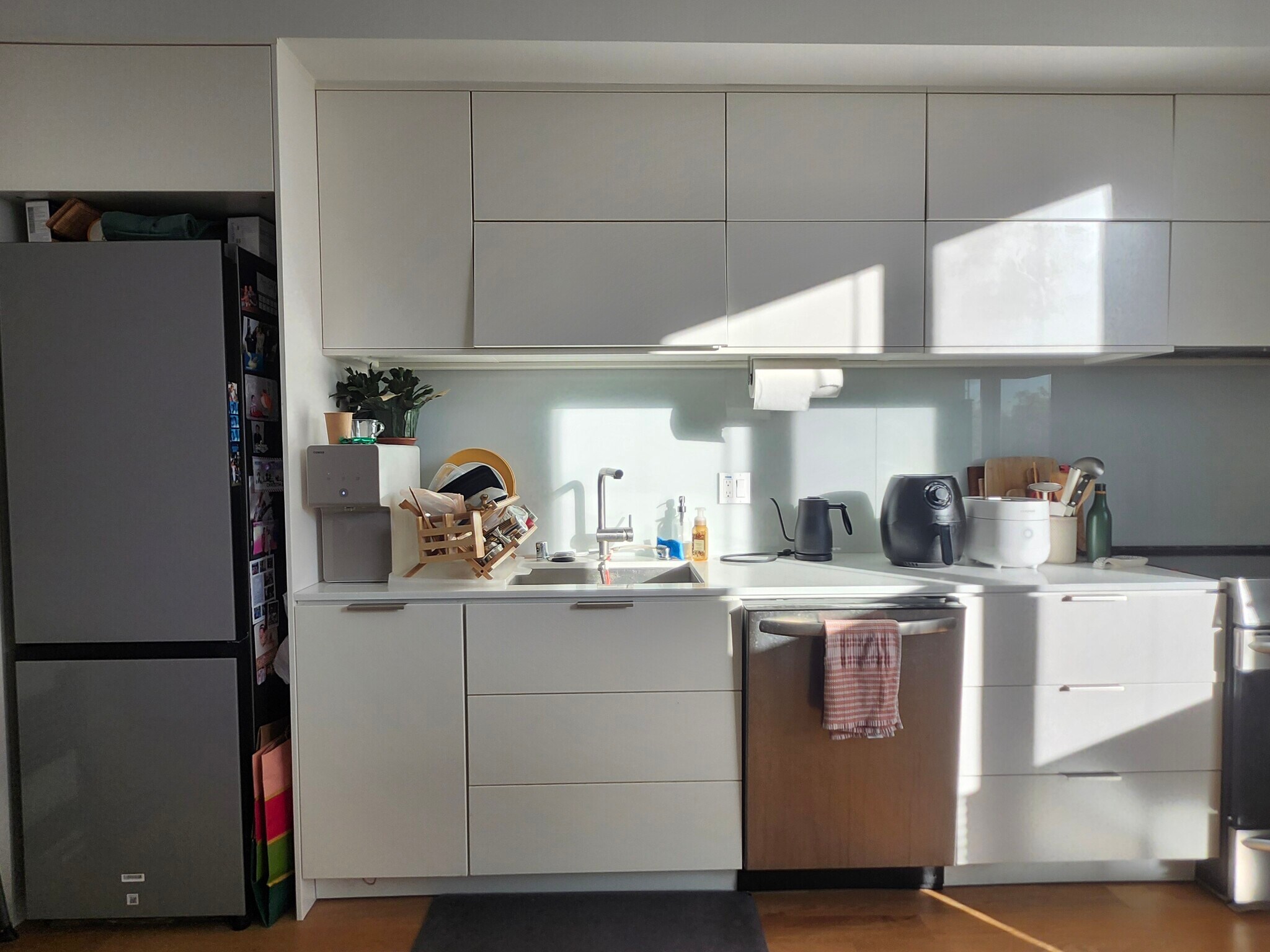 Main space kitchen (2 or 3 bed unit) - 2427 Binnen Ln