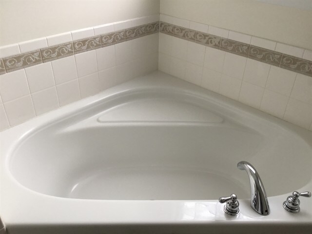 Building Photo - 15612 Waterfront Dr