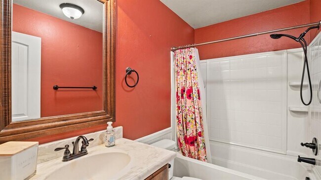 Building Photo - 16316 Drywater Dr