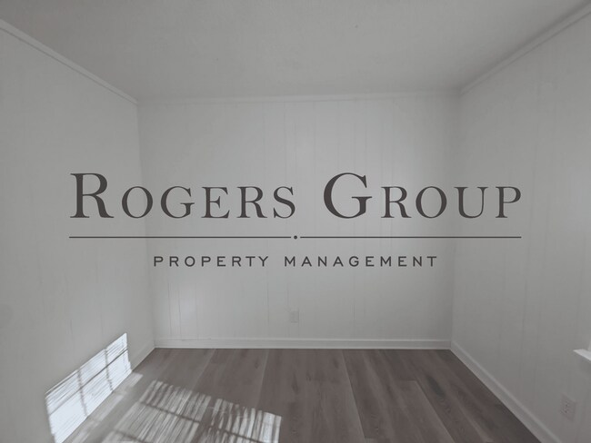 Building Photo - #450 - 412-414 Ridley St Duplex