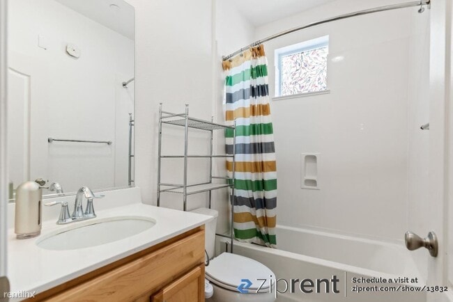 Building Photo - 3 br, 3 bath Condo - 311 Flinder Place, Sa...