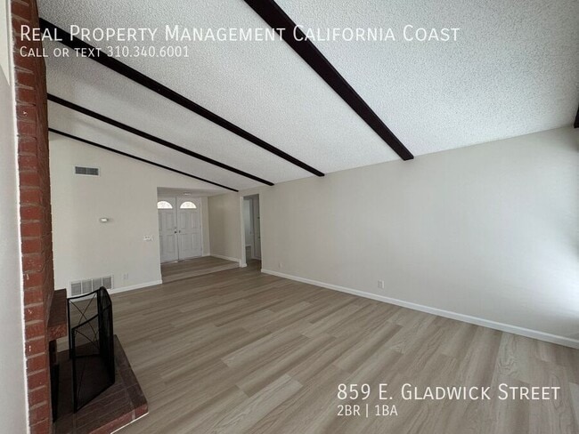 Building Photo - 859 E Gladwick St