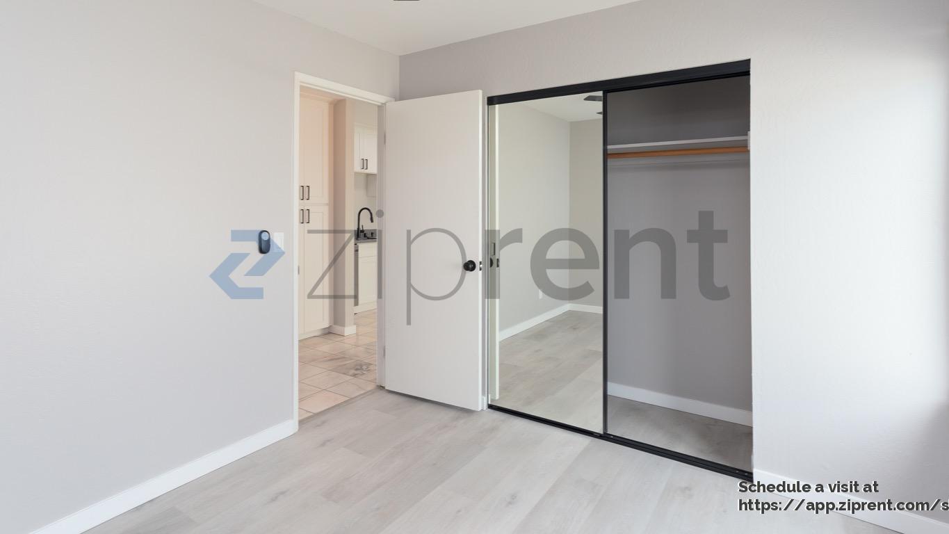 Building Photo - 1388 Taka Ct