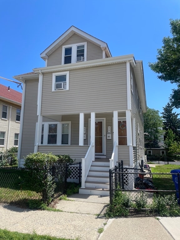 Building Photo - 94 Chandler St