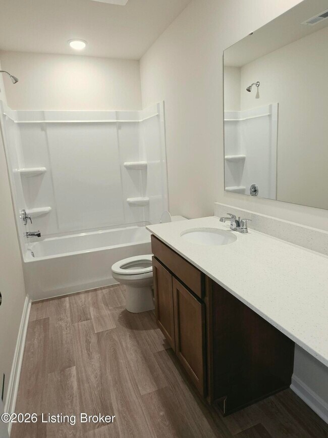 Building Photo - 11144 Castlebrook Dr